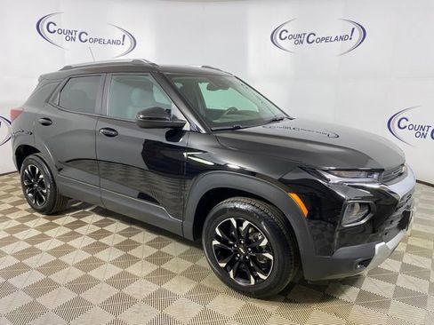 Certified 2022 Chevrolet TrailBlazer LT w/ Convenience Package image 8