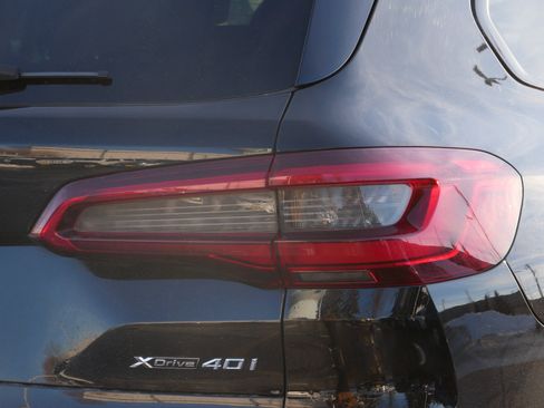 Used 2019 BMW X5 xDrive40i w/ Premium Package 2 image 17