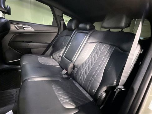Used 2024 Kia Sportage X-Line w/ X-Line Premium Package image 36