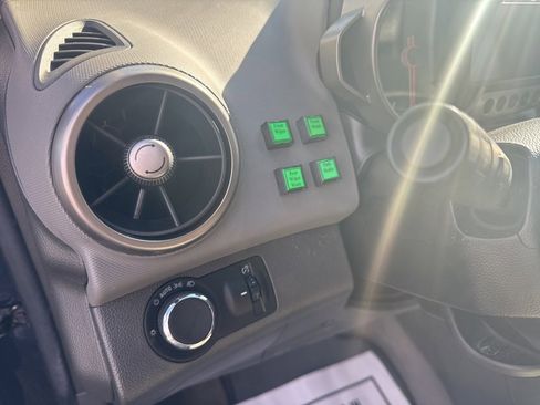 Used 2015 Chevrolet Sonic LT image 24