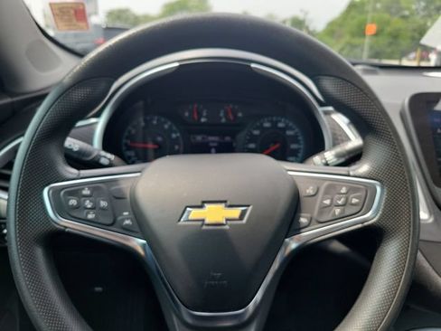 Used 2025 Chevrolet Malibu LT FWD image 22