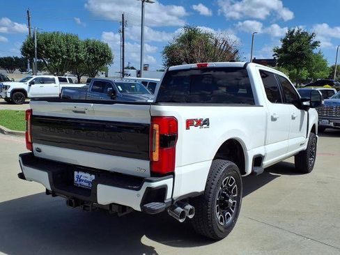 Used 2026 Ford F250 Platinum AWD/4WD image 3