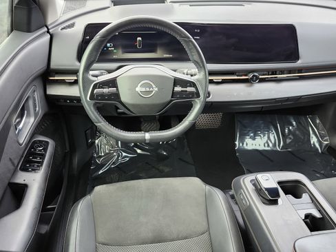 Used 2023 Nissan Ariya FWD image 30