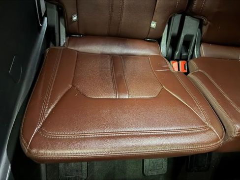 Used 2024 Ford Expedition Limited image 26