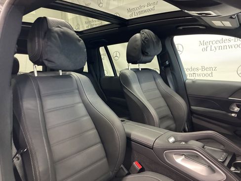 New 2026 Mercedes-Benz GLS 450 4MATIC image 28