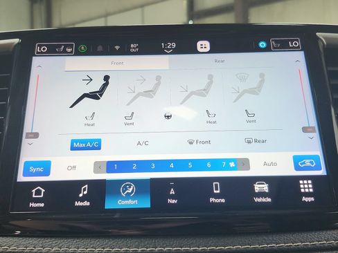 Used 2023 Chrysler Pacifica Limited FWD image 34