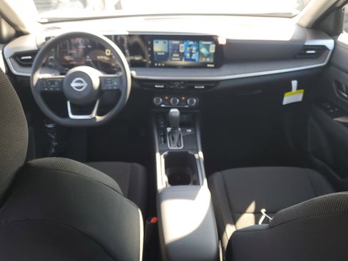 New 2026 Nissan Kicks S image 9