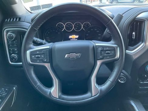 Used 2022 Chevrolet Silverado 1500 RST AWD/4WD image 3