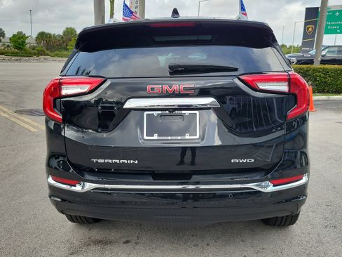 Used 2024 GMC Terrain Denali w/ Denali Premium Package image 6