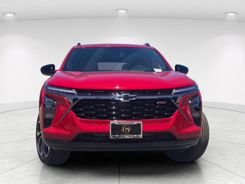 New 2026 Chevrolet Trax RS w/ Driver Confidence Package FWD image 2