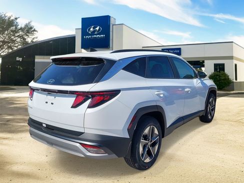 New 2026 Hyundai Tucson SEL FWD image 4