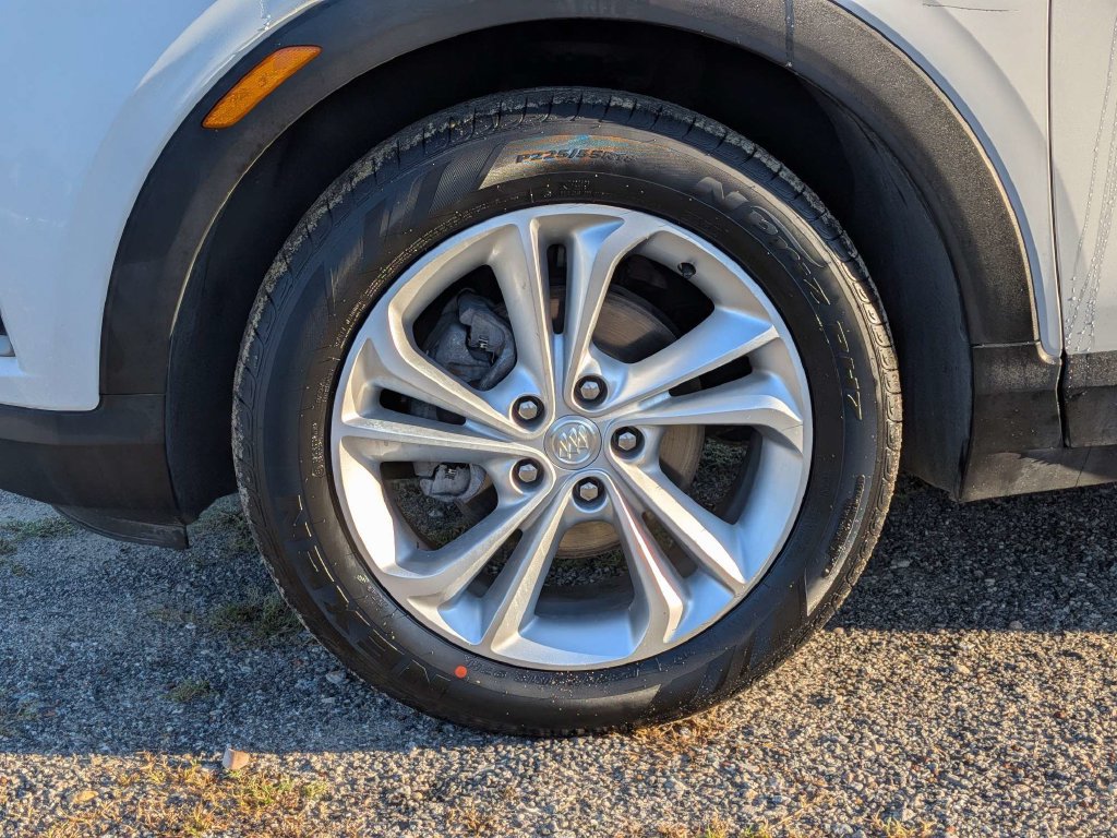 Used 2020 Buick Encore GX Preferred w/ Cold Weather Comfort Package FWD image 10