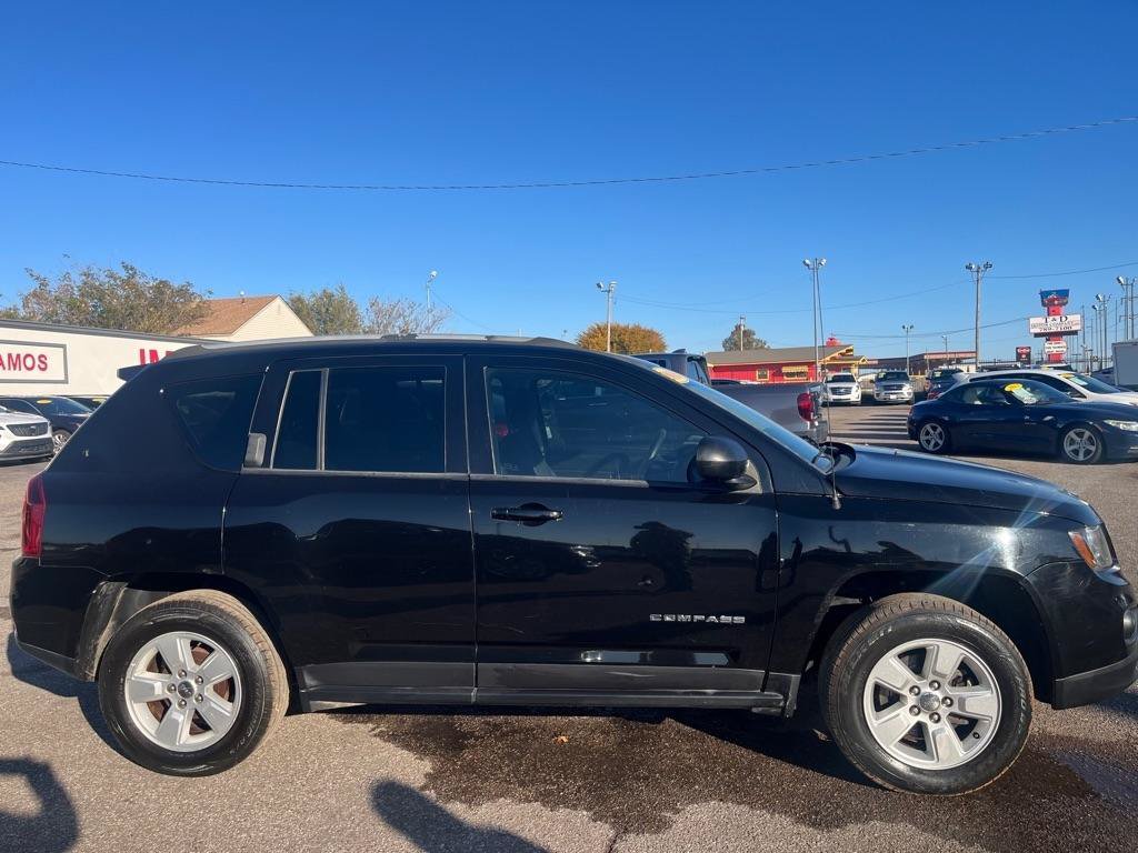 Used 2016 Jeep Compass Sport w/ Power Value Group FWD image 7