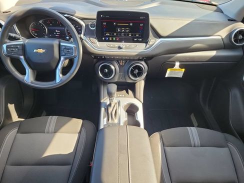 Used 2024 Chevrolet Blazer LT w/ Convenience Package FWD image 10