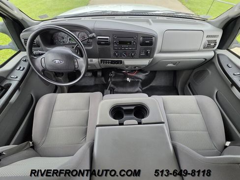 Used 2007 Ford F550 4x4 Super Cab Super Duty image 14