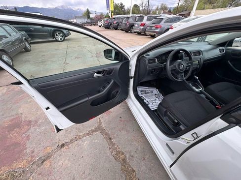 Used 2014 Volkswagen Jetta S FWD image 9