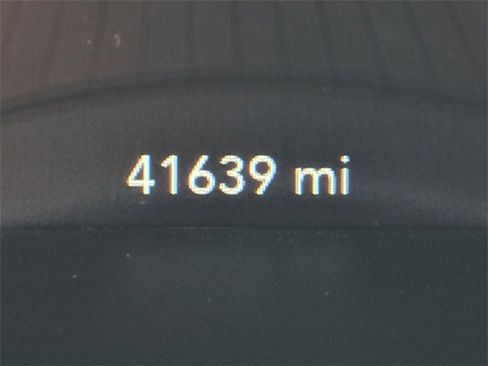 Used 2022 Dodge Challenger GT image 28