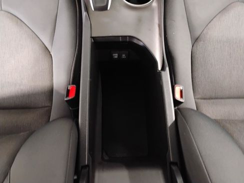 Used 2023 Toyota Camry LE FWD image 39