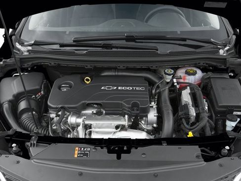 Used 2017 Chevrolet Cruze LS FWD image 16