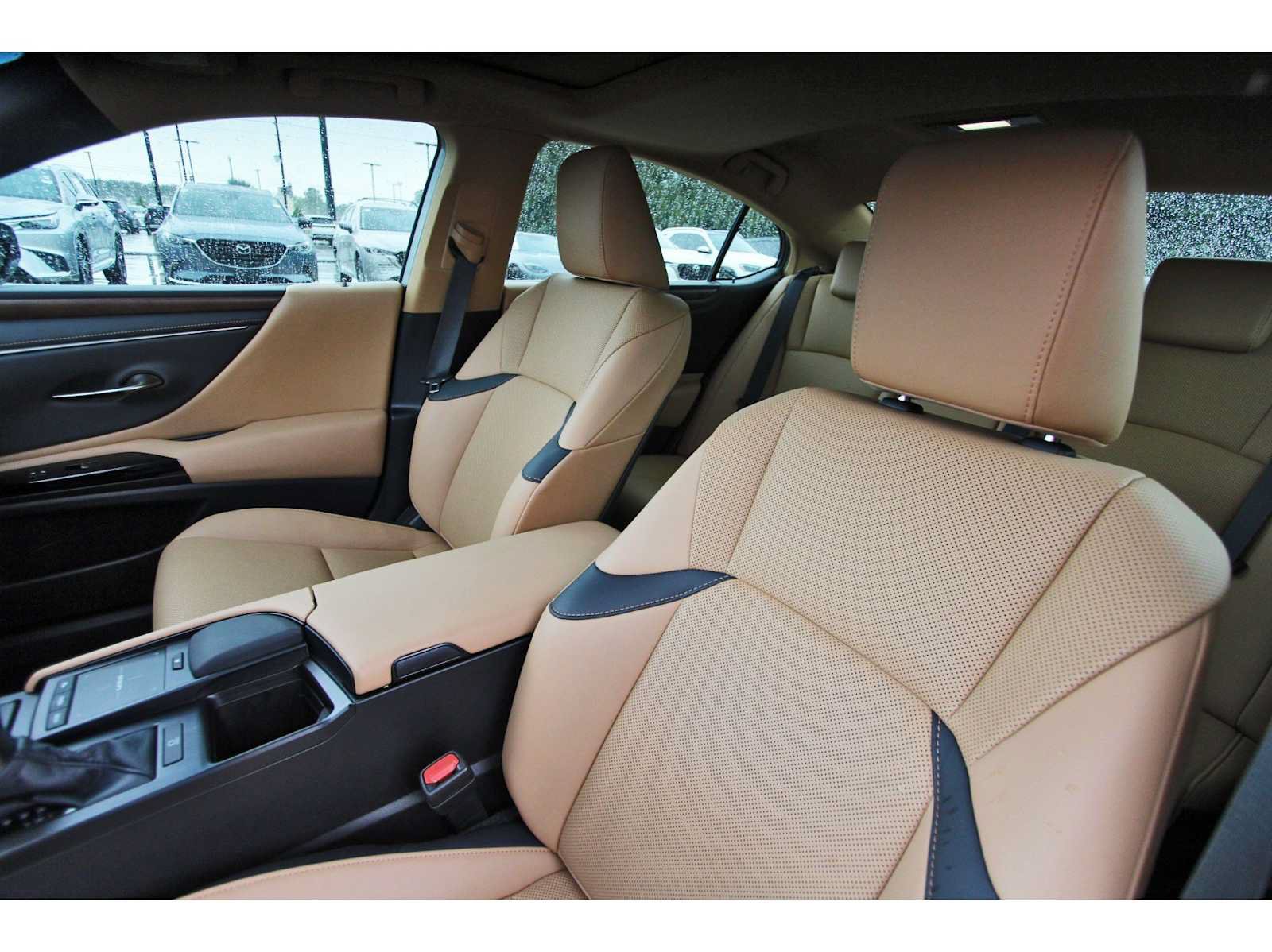 Used 2022 Lexus ES 350 w/ Premium Package FWD image 11