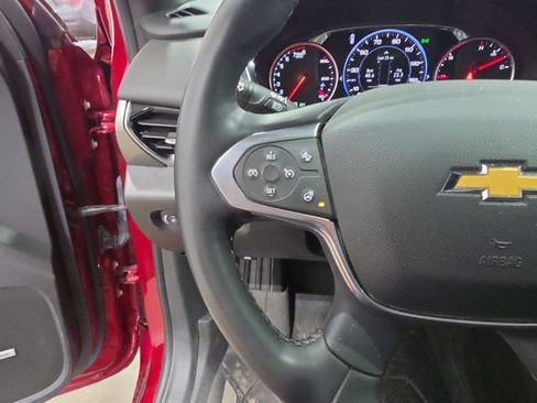 Used 2023 Chevrolet Traverse Premier AWD/4WD image 11
