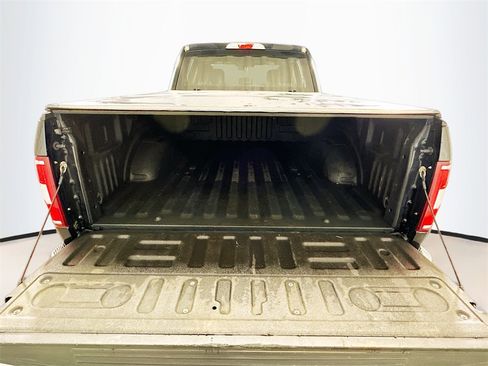 Used 2018 Ford F150 XLT w/ XTR Package image 26