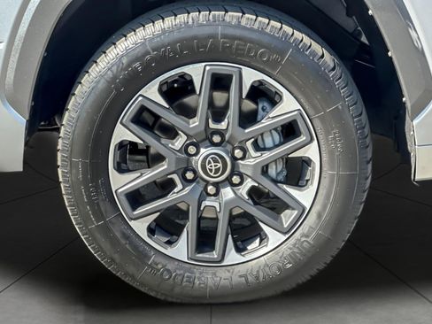 Used 2022 Toyota Tundra Limited RWD image 24