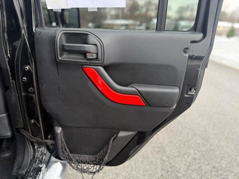 Used 2016 Jeep Wrangler Unlimited Sport image 39