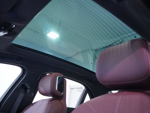 Used 2026 BMW 740i w/ Executive Package RWD image 8