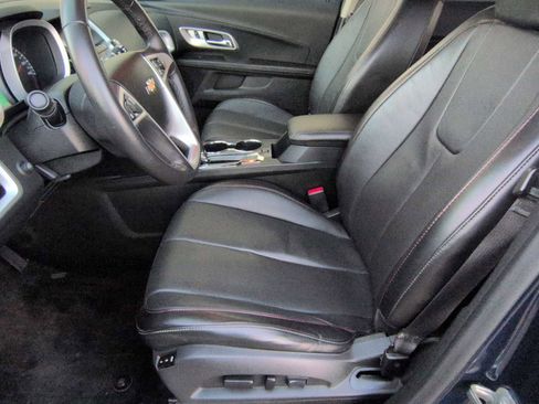 Used 2016 Chevrolet Equinox LTZ w/ Enhanced Convenience Package image 17