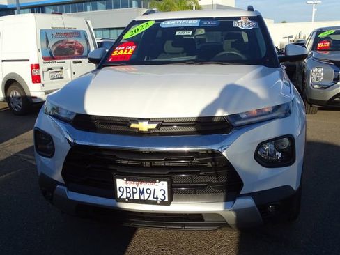 Used 2022 Chevrolet TrailBlazer LT w/ Convenience Package image 4
