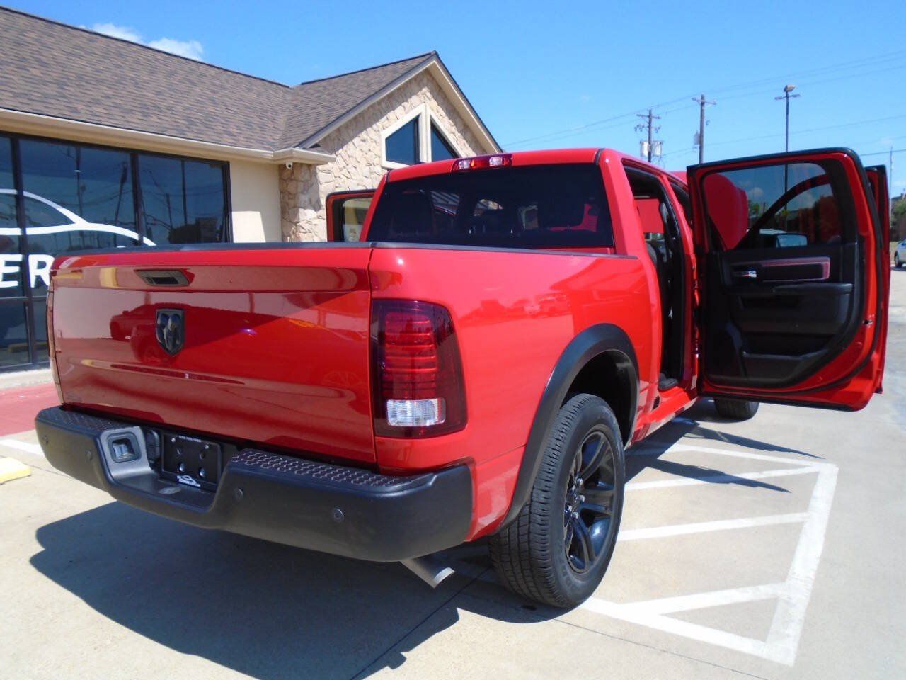 Used 2024 RAM 1500 Warlock RWD image 23