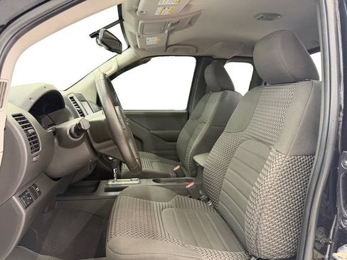 Used 2019 Nissan Frontier SV w/ Value Truck Package RWD image 10