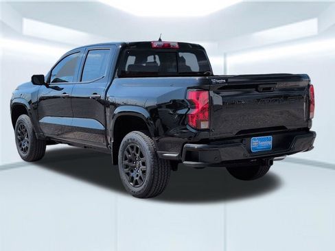 New 2026 Chevrolet Colorado W/T w/ WT Custom Package RWD image 4