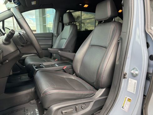 Used 2024 Honda Odyssey Sport image 10