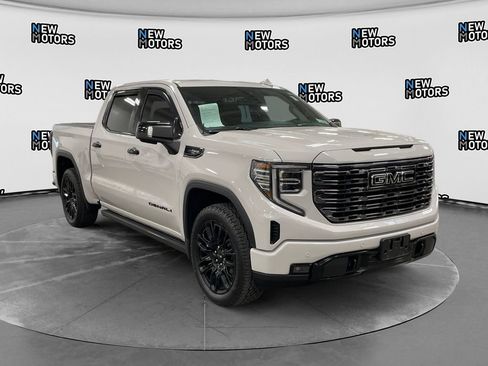 Used 2025 GMC Sierra 1500 Denali Ultimate AWD/4WD image 7