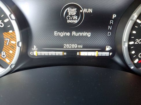 Used 2021 Jeep Renegade Latitude FWD image 25