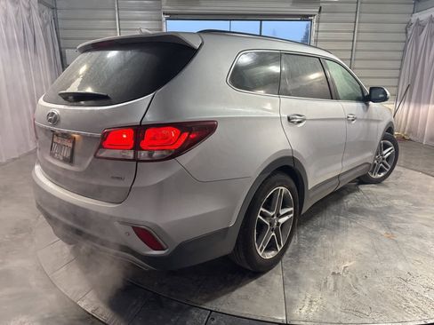 Used 2017 Hyundai Santa Fe SE w/ SE Ultimate Tech Package 03 image 5