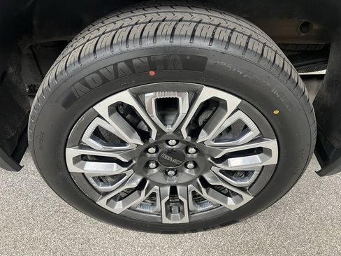 Used 2023 GMC Sierra 1500 Denali Ultimate image 19