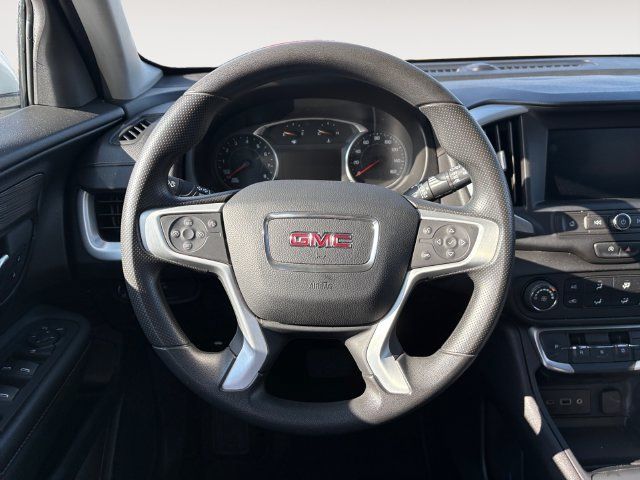 Used 2024 GMC Terrain SLE AWD/4WD image 12