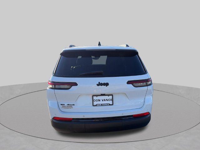 Used 2021 Jeep Grand Cherokee L Laredo AWD/4WD image 4