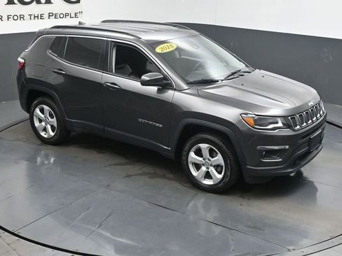 Used 2018 Jeep Compass Latitude w/ Popular Equipment Group AWD/4WD image 49