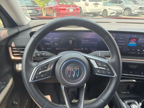 Used 2025 Buick Envision Sport Touring AWD/4WD image 35