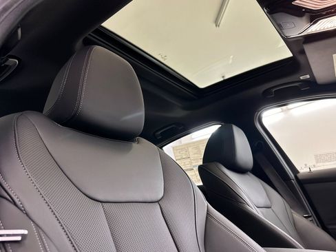 New 2026 BMW 330i Sedan w/ Premium Package image 24