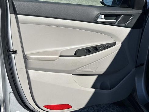 Used 2021 Hyundai Tucson Value image 18