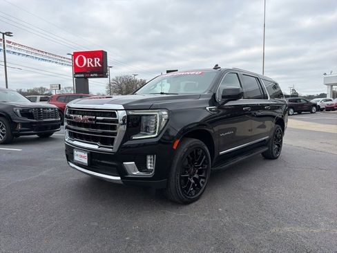 Used 2022 GMC Yukon XL SLT image 1