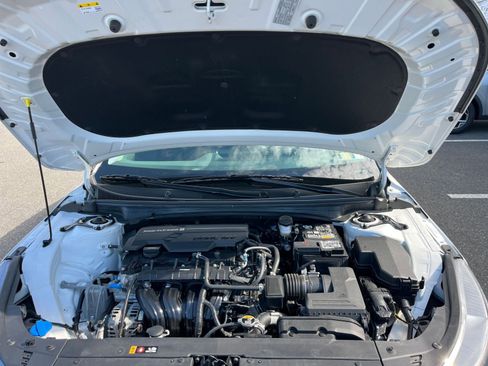 Used 2025 Kia K4 FWD image 32