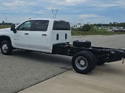 New 2026 Chevrolet Silverado 3500 W/T w/ WT Convenience Package AWD/4WD image 6