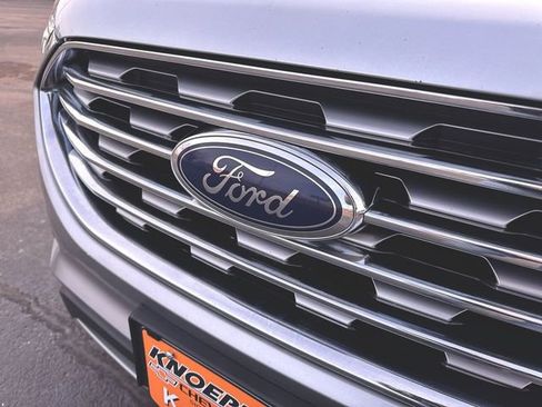 Used 2022 Ford Edge SEL image 30