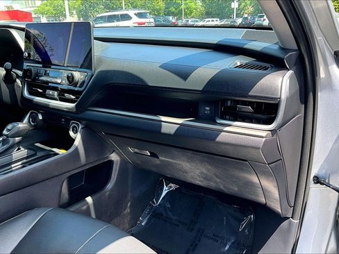 Used 2025 Toyota Grand Highlander AWD image 14